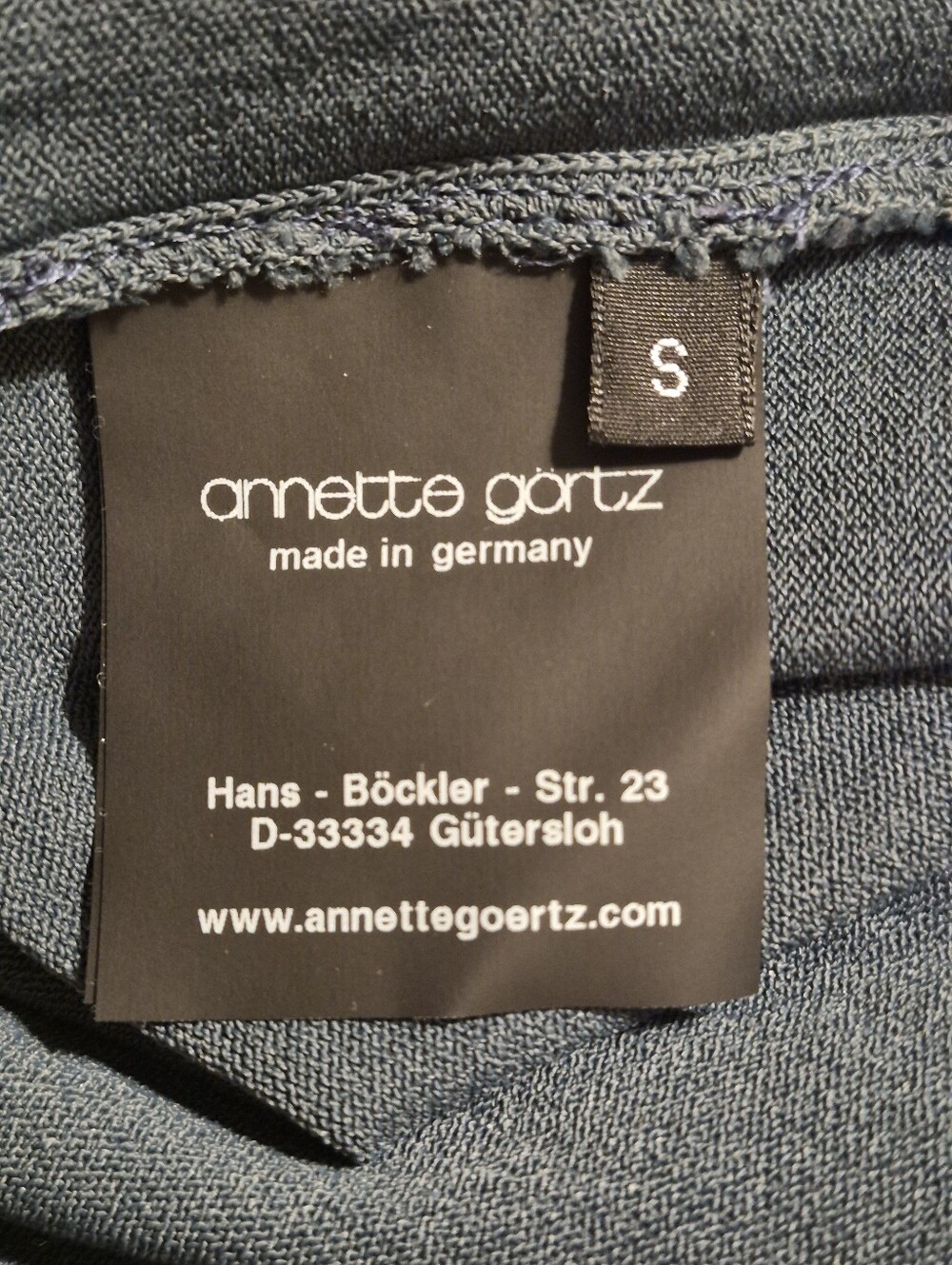 Amette Gortz - Women's Slate Blue 3/4 Sleeve Top - - Picture 6 of 6